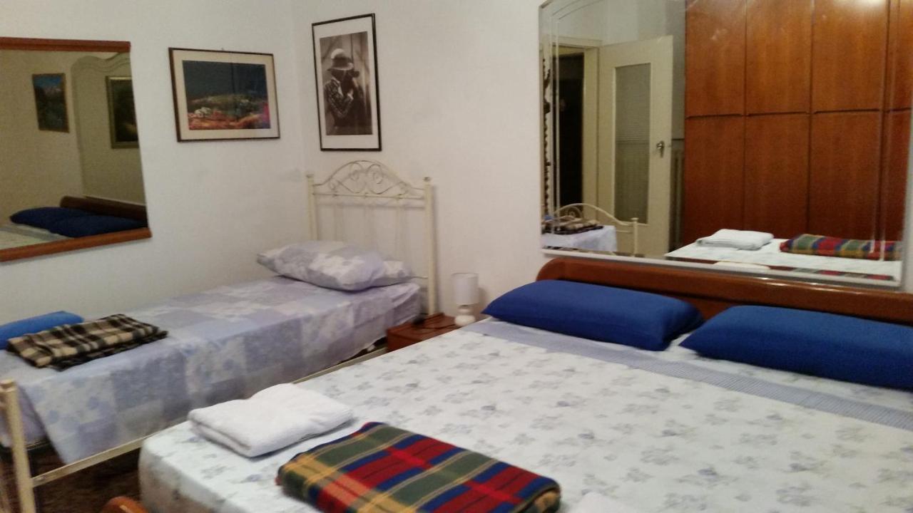 Bed and Breakfast Casa Gramsci à Modène Extérieur photo
