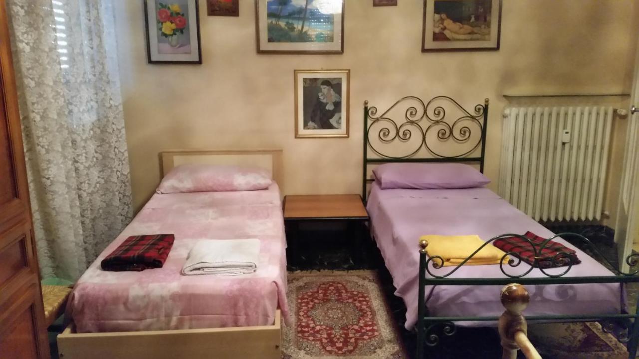 Bed and Breakfast Casa Gramsci à Modène Extérieur photo