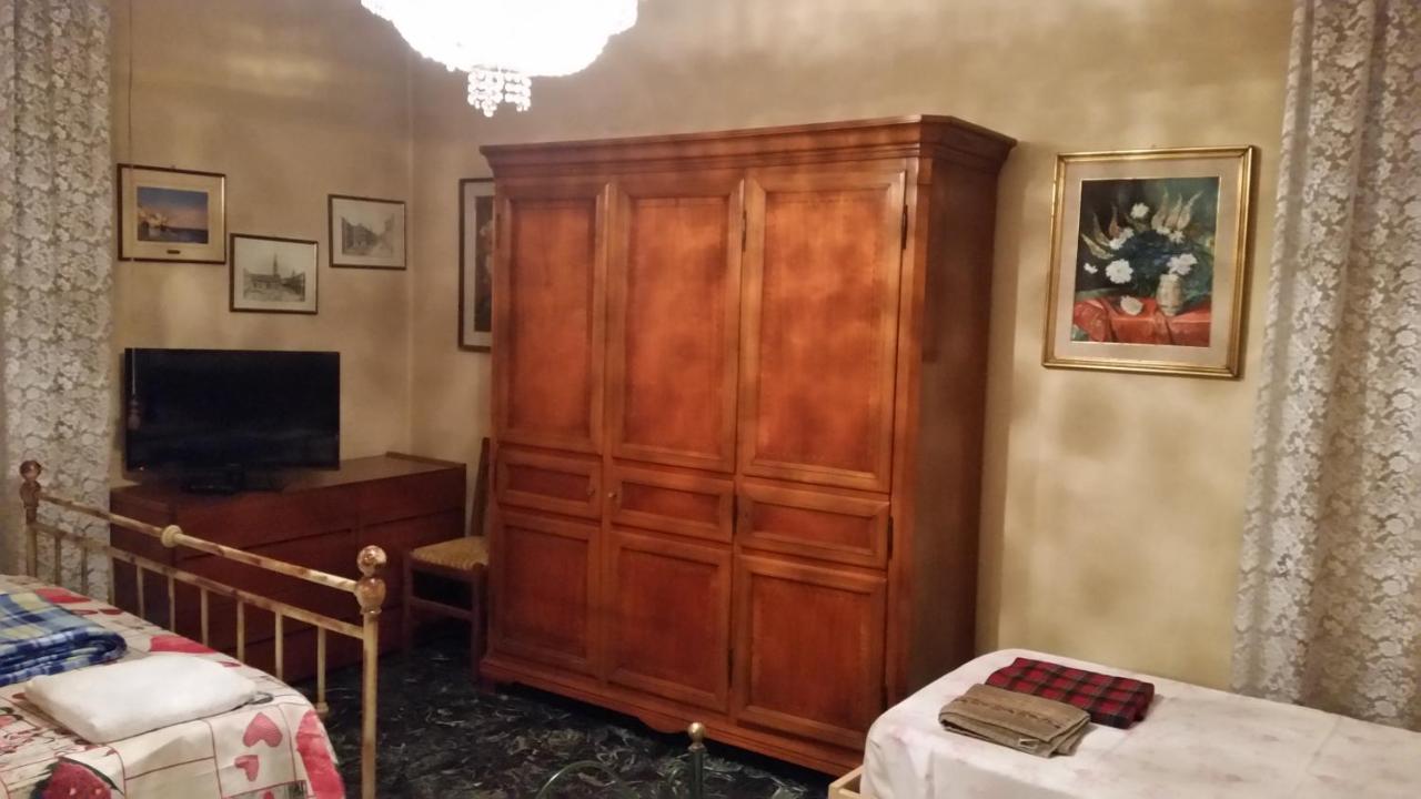 Bed and Breakfast Casa Gramsci à Modène Extérieur photo
