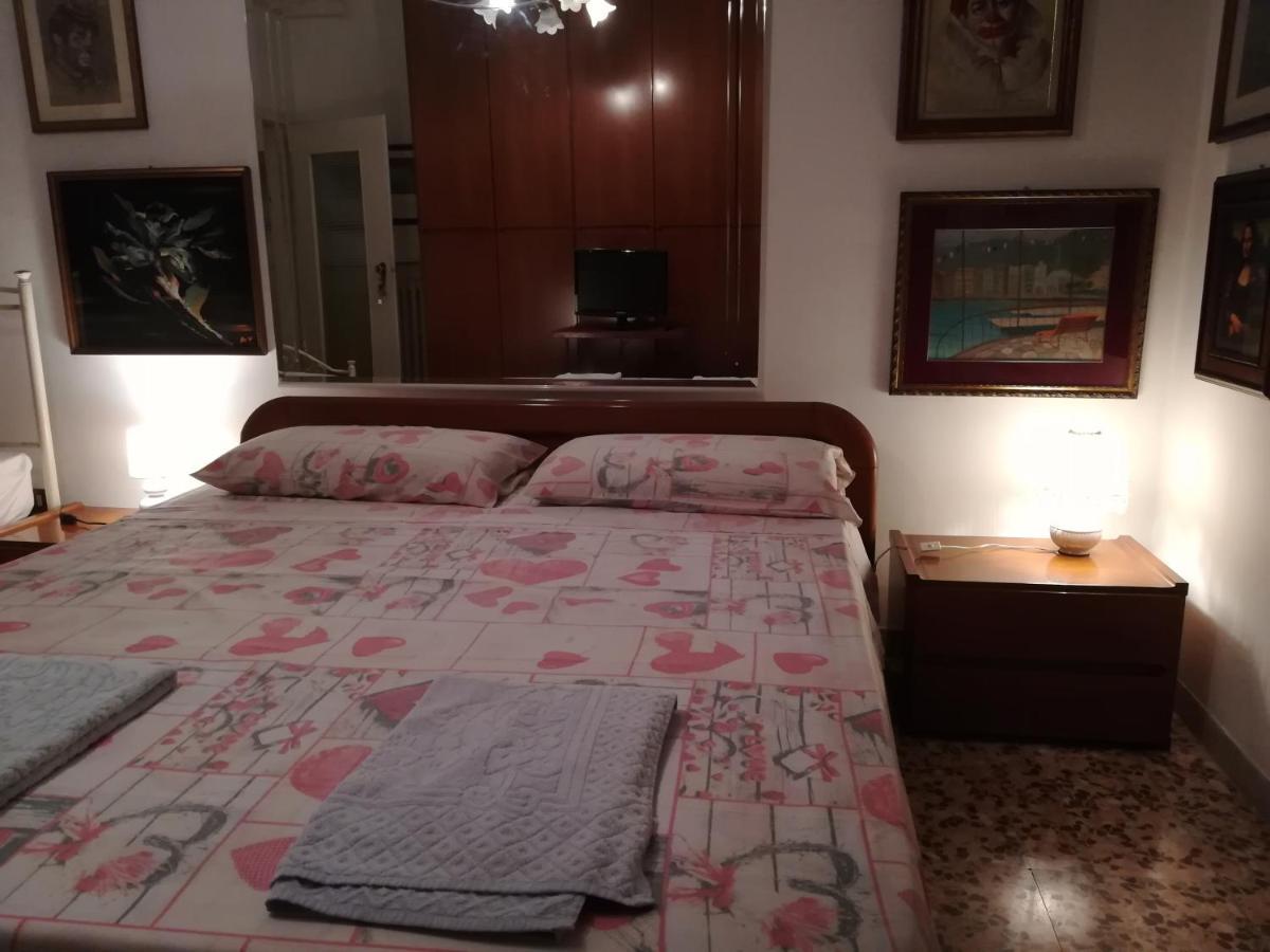Bed and Breakfast Casa Gramsci à Modène Extérieur photo