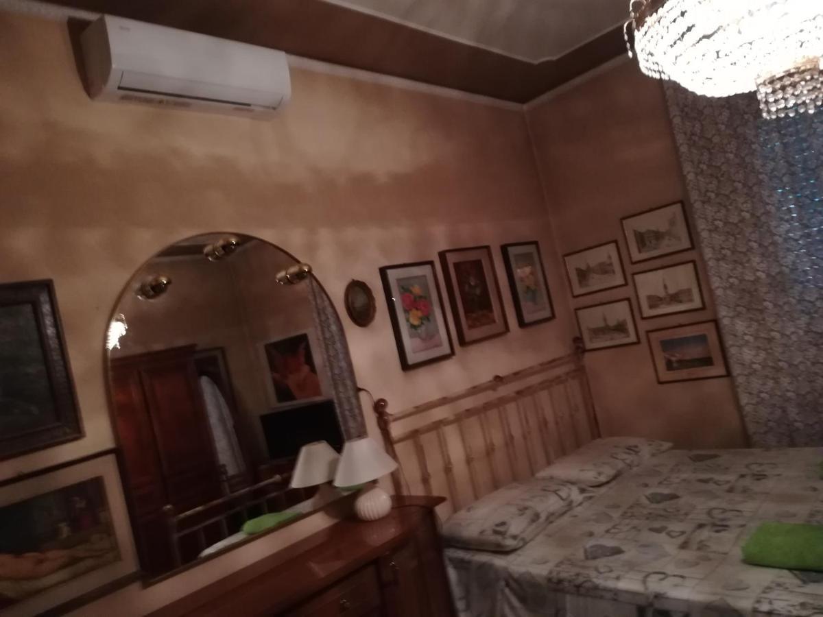 Bed and Breakfast Casa Gramsci à Modène Extérieur photo